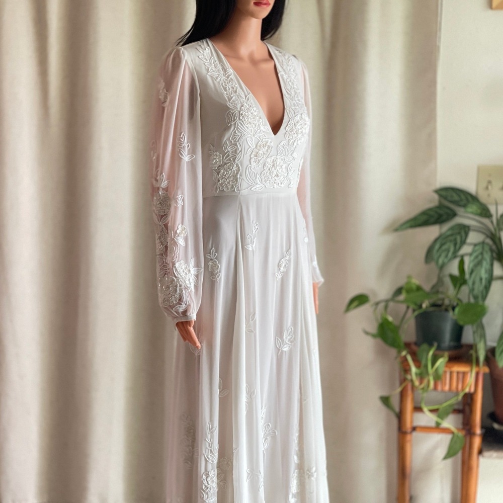 NWT BHLDN Nassau Ivory Embroidered Beaded Long Sleeve Wedding Dress Gown Boho 6